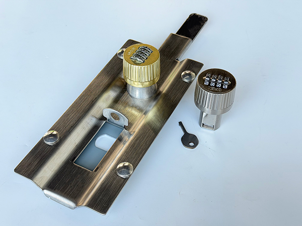 stainless-steel-bezel-cylinder-latch--lock-rolling-door